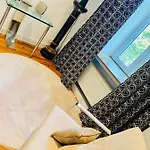 Vcb Centre-ville ホテル シネイ