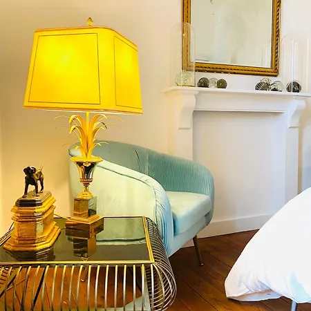 Hotel Particulier Vcb - Coeur De Ville, Parc & Parking Prive 西内